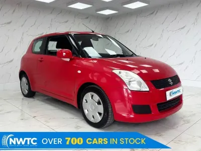 Usado Suzuki Swift 91 HP (66 kW) 2010 Vermelho Citadino