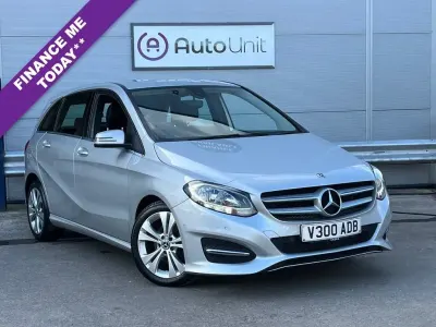 Usado Mercedes B200 Executive 156 HP (114 kW) 2017 Prateado Monovolume