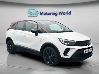 Used Vauxhall Crossland S 131 HP (96 kW) 2023 White SUV