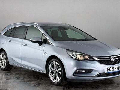 Used Vauxhall Astra SRi 150 HP (110 kW) 2019 Silver Estate