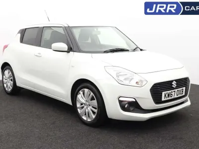 Used Suzuki Swift SZ-T 111 HP (81 kW) 2017 White Hatchback