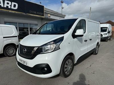 Used Nissan NV300 Acenta 95 HP (69 kW) 2017 White Van
