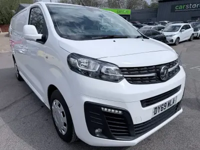 Used Vauxhall Vivaro Sportive 101 HP (74 kW) 2019 White MPV