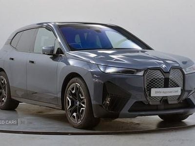 BMW iX