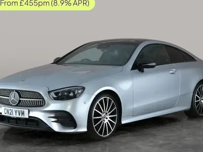Begagnad Mercedes E220 AMG line 194 HK (142 kW) 2023 Sportkupé