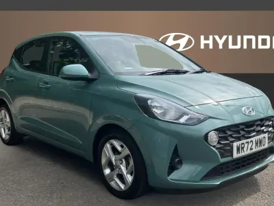 Used Hyundai i10 SE 84 HP (61 kW) 2022 Green Hatchback