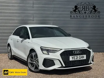Usado Audi A3 Sportback Design 200 CV (147 kW) 2021 Blanco Utilitario