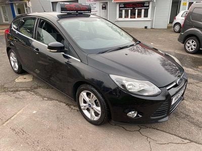 Used Ford Focus Zetec 125 HP (91 kW) 2011 Black Hatchback