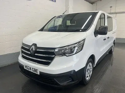 Używany Renault Trafic 2024 Biały Minivan