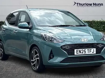 Used Hyundai i10 Premium 79 HP (58 kW) 2025 Green Hatchback