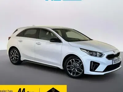 Used Kia Ceed GT-Line 120 HP (88 kW) 2021 White Hatchback