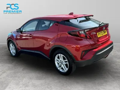 Used Toyota C-HR 120 HP (88 kW) 2023 Red SUV