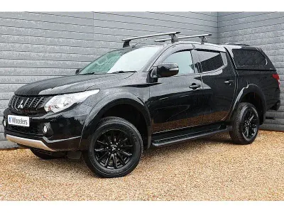 Used Mitsubishi L200 181 HP (133 kW) 2019 Black Pickup
