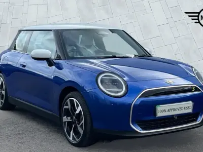 Used Mini Cooper SE Hatch 158 kW (215 HP) 2024 Blue Hatchback