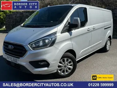 Usado Ford Transit Custom Limited 130 HP (95 kW) 2020 Prateado Van