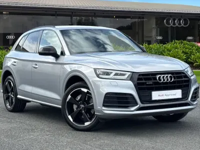 Begagnad Audi Q5 Black Edition 190 HK (139 kW) 2020 Silver SUV