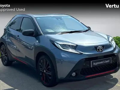 Used Toyota Aygo X 72 HP (52 kW) 2023 Grey SUV