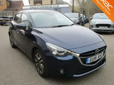 Używany Mazda 2 Inclusive 115 KM (84 kW) 2016 Niebieski Hatchback