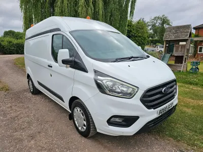 Used Ford Transit Custom Trend 105 HP (77 kW) 2018 White Van