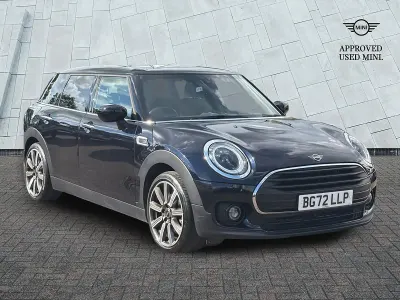 Used Mini Cooper Clubman Exclusive 136 HP (100 kW) 2022 Black Estate