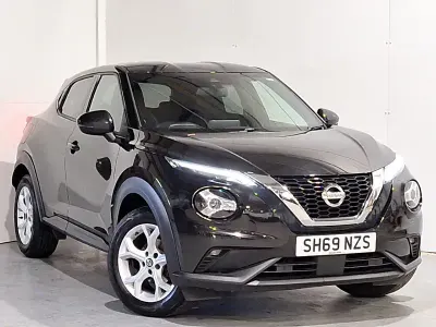 Used Nissan Juke N-Connecta 117 HP (86 kW) 2019 Black SUV