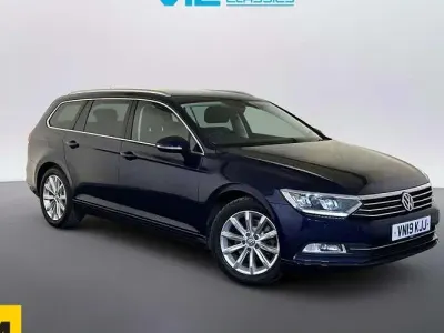 Used VW Passat Business 150 HP (110 kW) 2019 Blue Estate