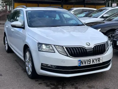 Used Skoda Octavia SE L 150 HP (110 kW) 2019 White Estate