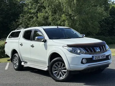 Used Mitsubishi L200 2018 White Pickup
