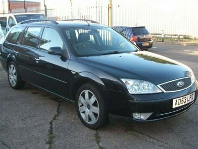 Begagnad Ford Mondeo 2004 Halvkombi