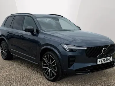 Used Volvo XC90 Ultra 250 HP (183 kW) 2025 Denim blue SUV