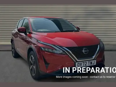 Used Nissan Qashqai N-Connecta 138 HP (101 kW) 2022 Red SUV