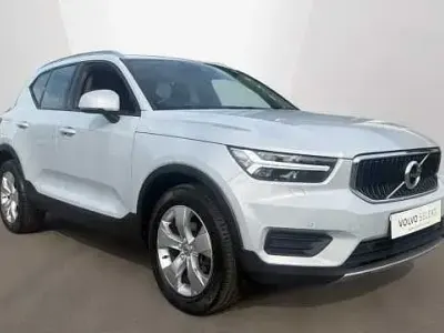 Used Volvo XC40 Momentum 161 HP (118 kW) 2021 SUV