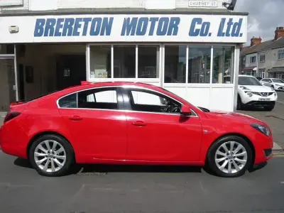 Used Vauxhall Insignia Elite 2016 Red Hatchback