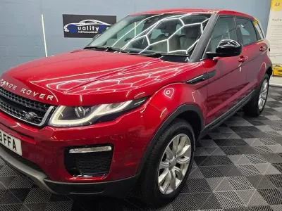 Used Land Rover Range Rover evoque SE 179 HP (131 kW) 2018 Red SUV