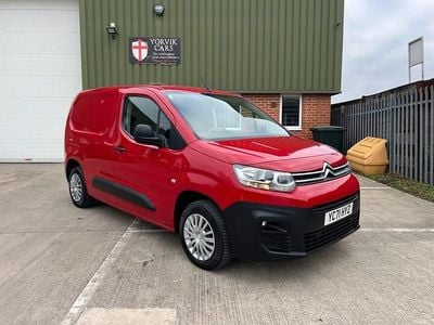 Used Citroën Berlingo 2021 Red MPV