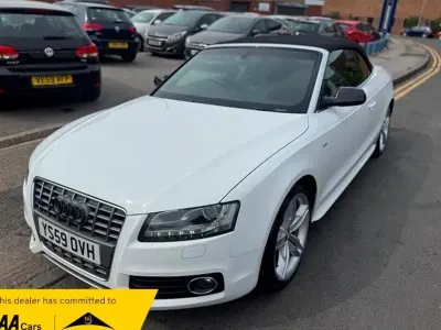 Begagnad Audi A5 Advanced 2010 Vit Sportkupé