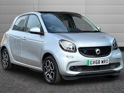 Used Smart ForFour Electric Drive Premium 60 kW (82 HP) 2019 Cool silver Hatchback