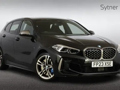 Usado BMW M135 Shadowline 302 CV (222 kW) 2023 Negro Utilitario
