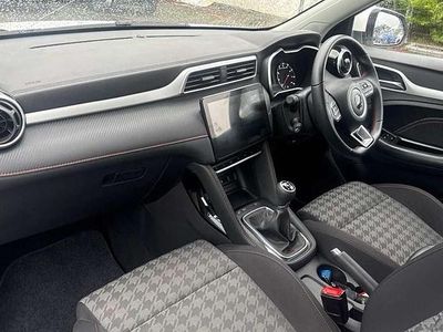 Used MG ZS Excite 106 HP (77 kW) 2023 White SUV