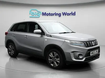Gebraucht Suzuki Vitara SZ-T 129 PS (94 kW) 2022 Grau SUV