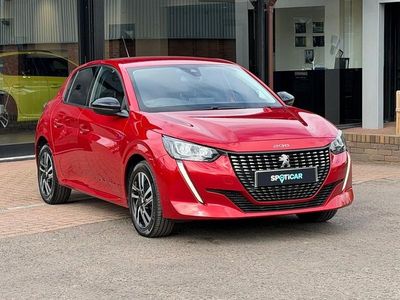 Begagnad Peugeot 208 Allure+ 100 HK (73 kW) 2023 Röd Halvkombi