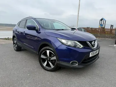 Used Nissan Qashqai N-Connecta 2016 Blue SUV