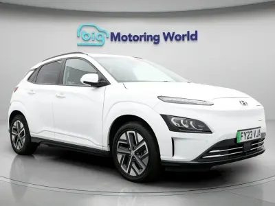 Used Hyundai Kona Premium 100 kW (136 HP) 2022 White SUV