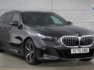 Begagnad BMW 530e M Sport 295 HK (216 kW) 2025 Grå Kombi