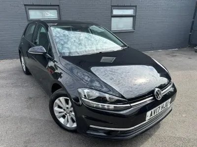 Used VW Golf VII SE 115 HP (84 kW) 2017 Black Hatchback