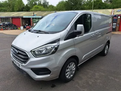 Used Ford Transit Custom Limited 130 HP (95 kW) 2021 Silver Van