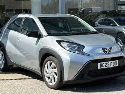 Used Toyota Aygo X PURE 72 HP (52 kW) 2025 SUV