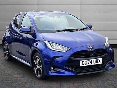 Used Toyota Yaris Hybrid Design 116 HP (85 kW) 2024 Blue Hatchback