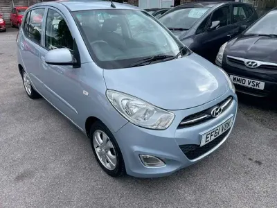 Used Hyundai i10 Active 86 HP (63 kW) 2011 Silver Hatchback