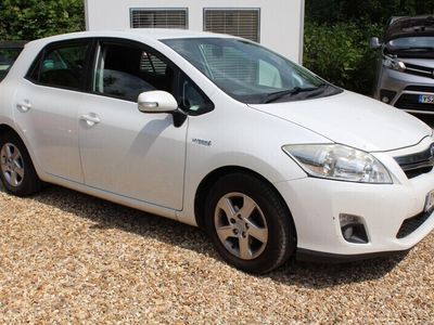 Toyota Auris Hybrid